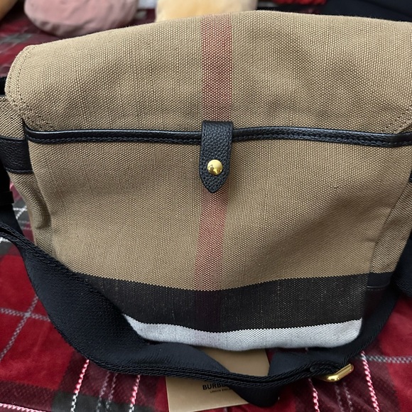 Authentic Burberry canvas crossbody bag - Picture 7 of 7
